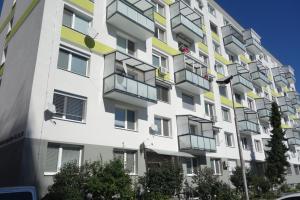 Το κτήριο όπου στεγάζεται  το διαμέρισμα