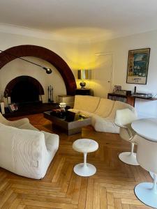 Posezení v ubytování Country house in Paris!