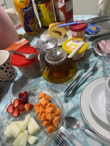 Makanan di atau berdekatan homestay +9 gambar