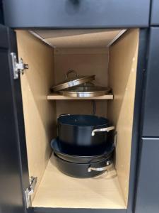 Photo de la galerie de l'établissement Luxury Duplex Smart Toilet AC BBQ, à University Place 40 autres photos