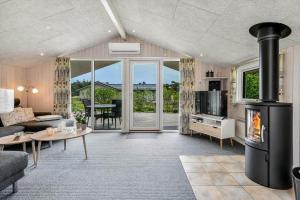 Μια τηλεόραση ή/και κέντρο ψυχαγωγίας στο BV420-Blavand-Gronnevaenget-3