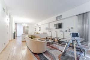 Μια τηλεόραση ή/και κέντρο ψυχαγωγίας στο BreraPrivata - appartamento con giardino e spa ad uso esclusivo - Milano