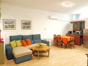 Kuchyň nebo kuchyňský kout v ubytování Studio Bom Braga