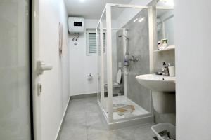 Koupelna v ubytování Luxury Apartment Brela