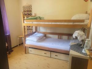 Ένα ή περισσότερα κρεβάτια σε δωμάτιο στο 7 person holiday home in KIL