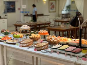 Jídlo v penzionu – hostince nebo okolí