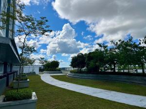 Κήπος έξω από το Sunny Sight Homestay Metrocity