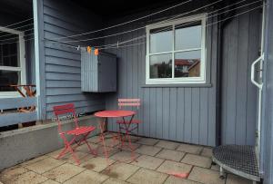 Fotografie z fotogalerie ubytování Cozy 2BR in Hoyvík - Family Friendly - Bright v destinaci Hoyvík + 14 fotografií