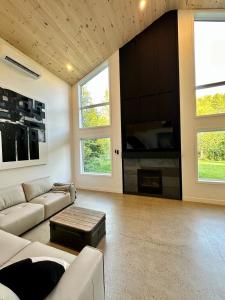 Χώρος καθιστικού στο Spa River Pool Table - Chalet Ombre & Lumiere