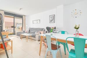 Χώρος καθιστικού στο Amplio Ático De 2 Habitaciones