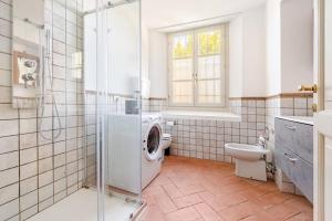 Koupelna v ubytování Intero appartamento con giardino in Palazzo del 1600 + 21 fotografií