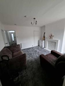 Imagen de la galería de Three bedroom house in superB location, en Hull