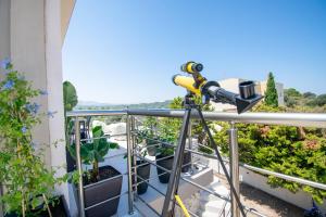 Balkón nebo terasa v ubytování ''Aetheria'' Roof Resort + 42 fotografií