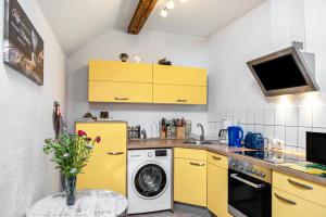 Kuchyň nebo kuchyňský kout v ubytování Ferienwohnung Thüringer Wald