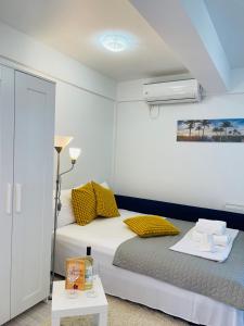 Postel nebo postele na pokoji v ubytování Studio Dumy near Airport