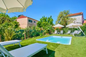 Πισίνα στο ή κοντά στο Villa Amarilda - Private Pool & Garden in Corfu