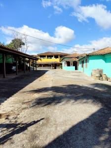 Το κτήριο όπου στεγάζεται  η παραθεριστική κατοικία