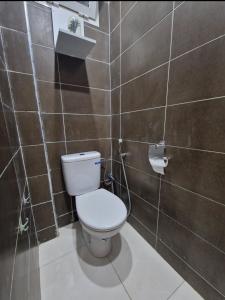 Ένα μπάνιο στο Appartement bien meublé +8 φωτογραφίες