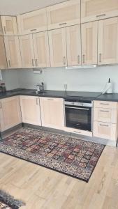 Η κουζίνα ή μικρή κουζίνα στο Single bed, Private room