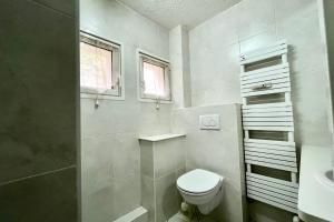 Et badeværelse på Apartment 2 rooms near the slopes + 2 billeder