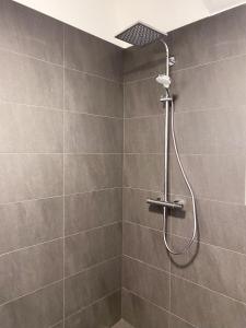 Et badeværelse på Stilvolle helle Wohnung im Zentrum