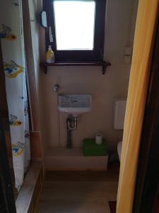 Ένα μπάνιο στο Tiny House Villa Eden Peene