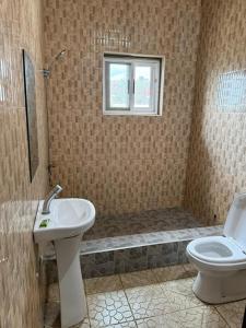 Phòng tắm tại KAMF Lodge