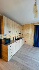 Afbeelding uit fotogalerij van Akhalsheni House in Batoemi