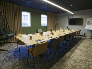 Kawasan bisnes dan/atau bilik persidangan di ibis Styles Amiens Centre