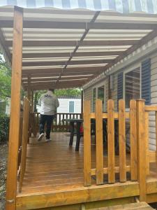 En balkon eller terrasse på Mobilhome a la deco zen camping sur soulac