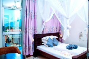 Fotografie z fotogalerie ubytování Kamwe kamwe hotel and spaa v Kasese