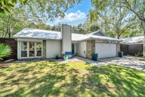 Το κτήριο όπου στεγάζεται  η παραθεριστική κατοικία