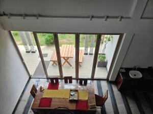 Χώρος καθιστικού στο S & P Villa - Close to Airport