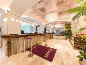 Ο χώρος του λόμπι ή της ρεσεψιόν στο Mercure Xi'an Dayan Pagoda