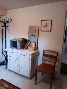 Kuchyň nebo kuchyňský kout v ubytování Kinderfreundliche Wohnung