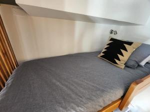 Кровать или кровати в номере HOM I Departamento Valle Nevado con uso de Piscina +30 фотографий