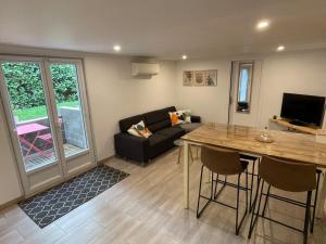 Μια τηλεόραση ή/και κέντρο ψυχαγωγίας στο Appartement T2