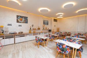 Kuchyň nebo kuchyňský kout v ubytování Maarif elite Suites + 44 fotografií