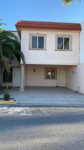 Το κτήριο όπου στεγάζεται  η παραθεριστική κατοικία