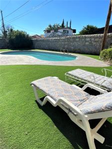 Πισίνα στο ή κοντά στο The Sunset Casa Chuco Pool Near Downton