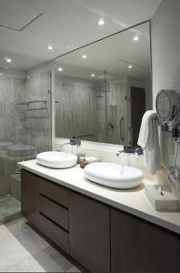 Koupelna v ubytování Playa Royale 3 Bedrooms 3 bathrooms FREE Wifi Condo 3506