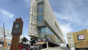 El edificio en el que está el departamento