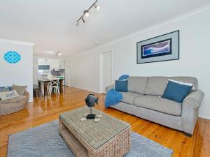 Un lugar para sentarse en Manyana back unit only at Crescent Head