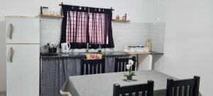 Η κουζίνα ή μικρή κουζίνα στο La Perla