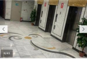 Gallery image of فندق روضة 3 المتدحدة المميز in Al Khansāk +6 photos