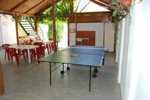 Tennis- en/of squashfaciliteiten bij Holiday House of in de buurt 
