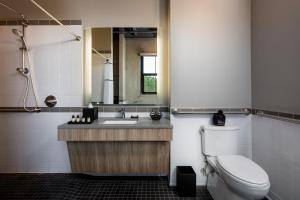 Vannituba majutusasutuses Hotel Nyack, a JdV by Hyatt Hotel