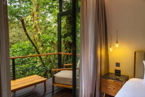 Balkón nebo terasa v ubytování Tifakara Boutique Hotel & Birding Oasis + 50 fotografií