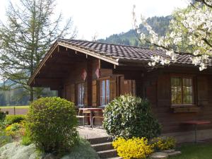 Photo de la galerie de l'établissement Salzano Basic Rooms Interlaken, à Interlaken