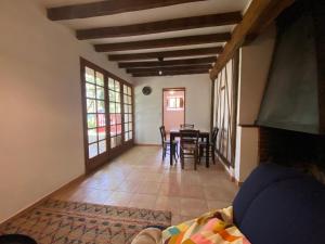 Χώρος καθιστικού στο Fenil T3, maison avec jardin